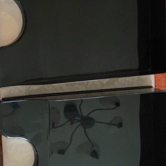 2 Office Trays - Picture 2 of 2